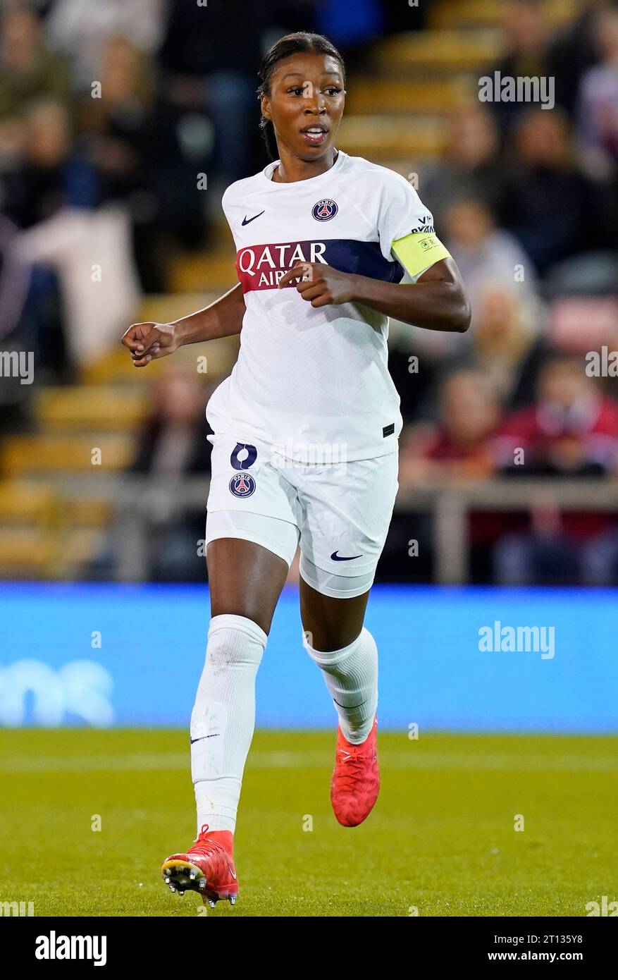 Leigh, Royaume-Uni. 10 octobre 2023. Grace Geyoro du PSG lors du match de la Ligue des Champions des femmes de l'UEFA à Leigh Sports Village, Leigh. Le crédit photo devrait se lire : Andrew Yates/Sportimage crédit : Sportimage Ltd/Alamy Live News Banque D'Images