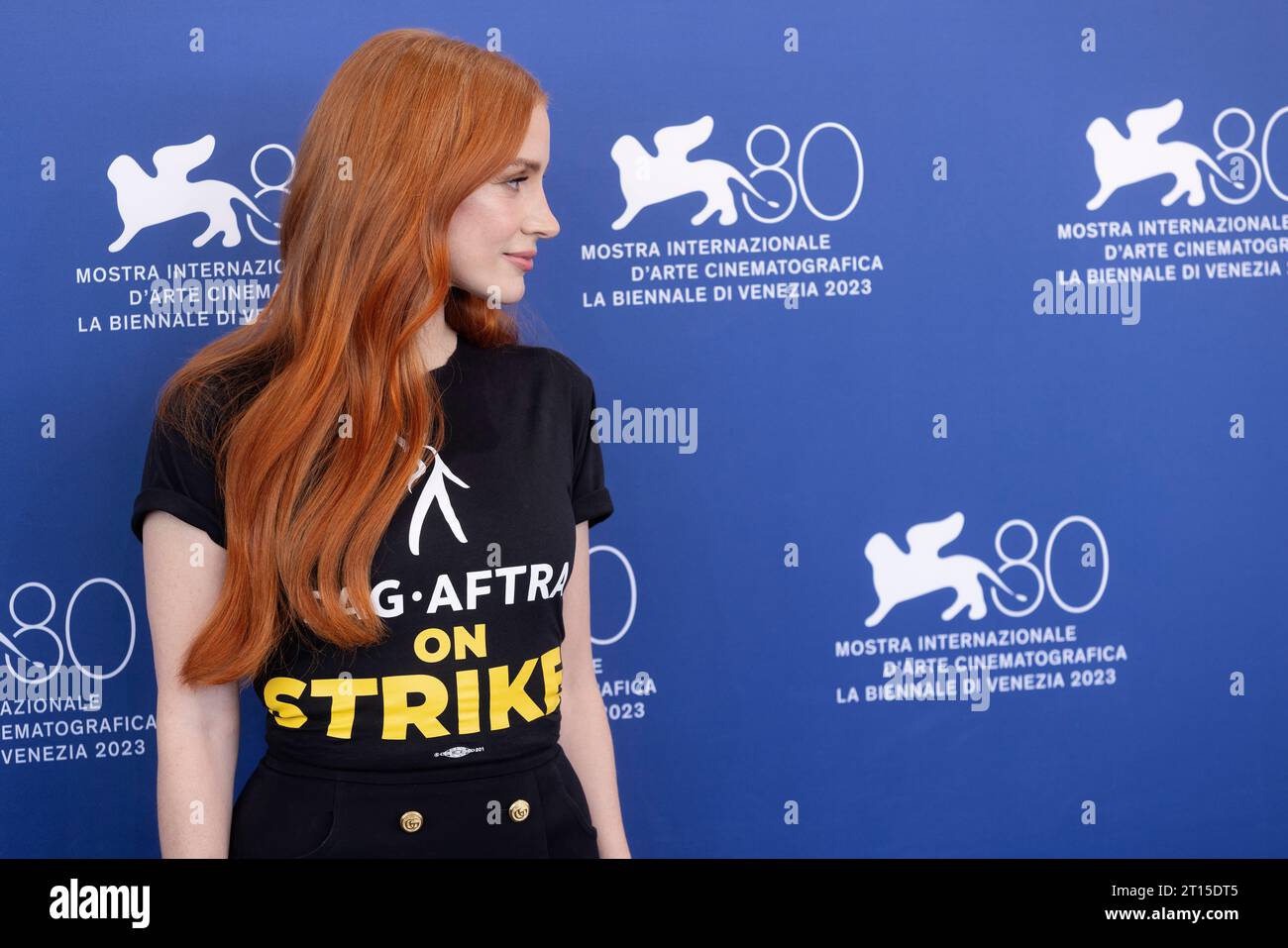 VENISE, ITALIE - SEPTEMBRE 08 : Jessica Chastain assiste à la photo-call pour le film "Memory" au 80e Festival International du film de Venise à Septembb Banque D'Images