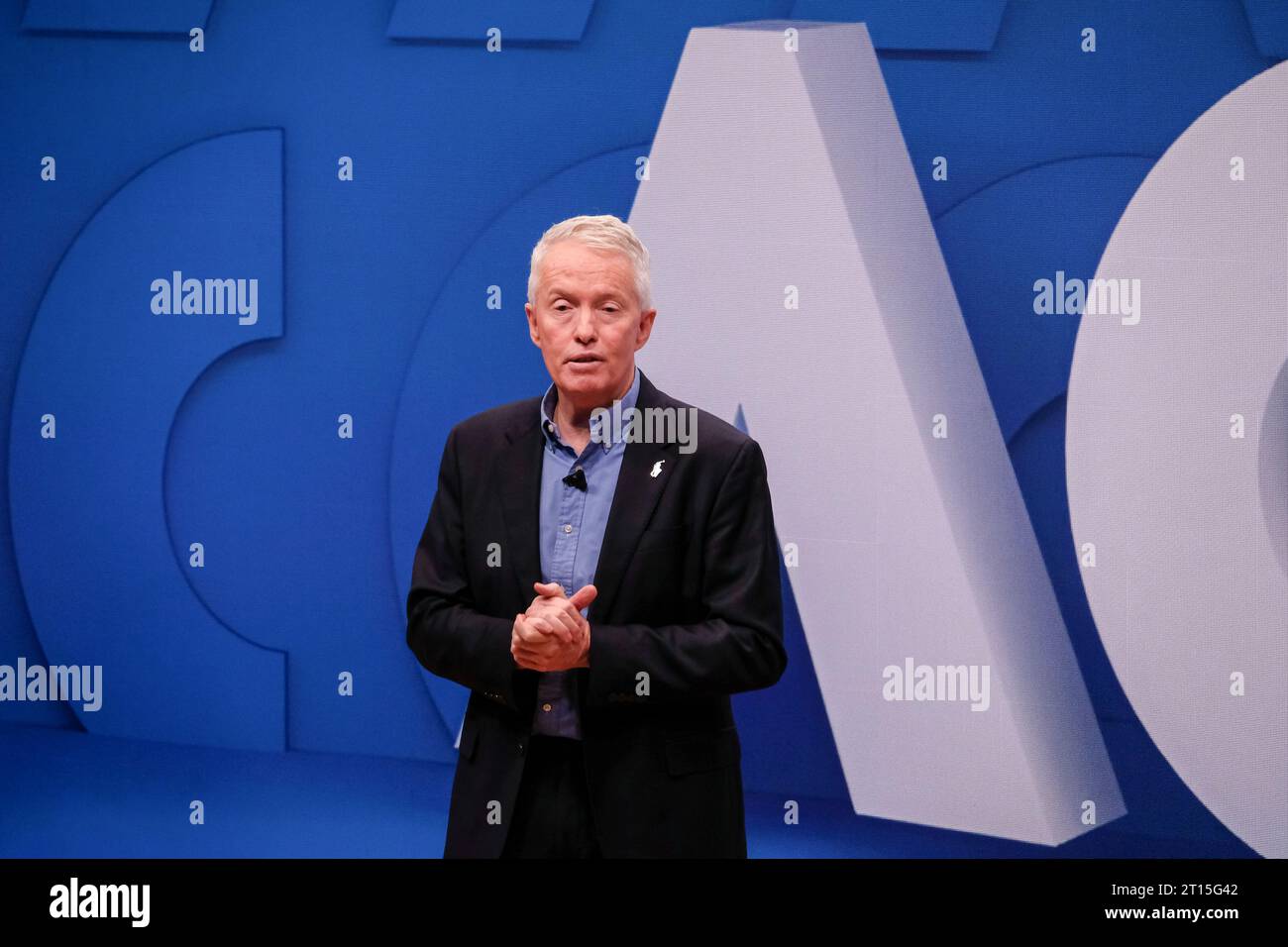Craig Tiley, PDG de tennis Australia et directeur du tournoi Open Australian, prend la parole lors du lancement médiatique de l'Open Australian 2024. (Photo Alexander Bogatyrev / SOPA Images/Sipa USA) Banque D'Images