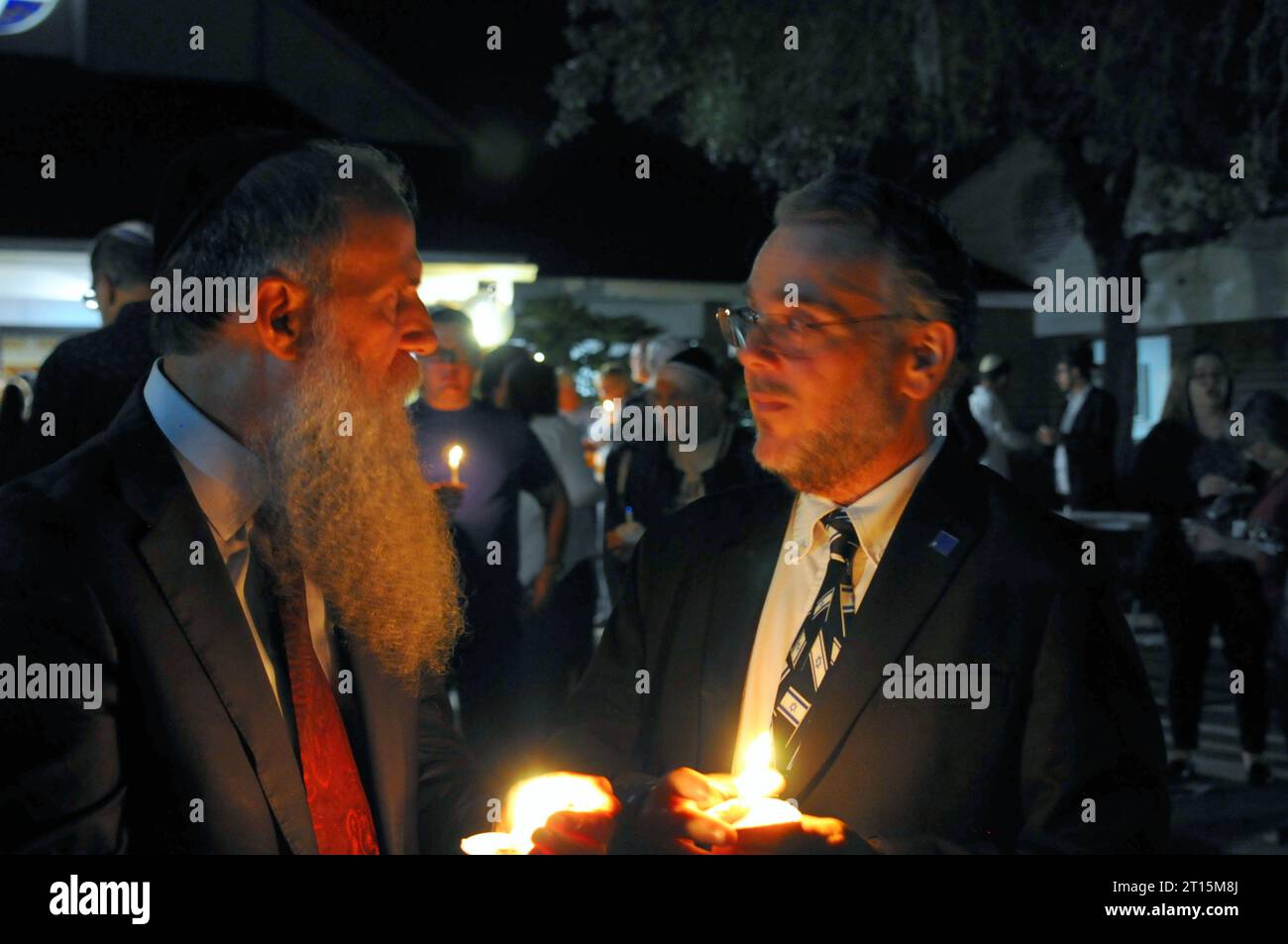 Melbourne, Comté de Brevard, Floride, États-Unis. 10 octobre 2023 Temple Beth Sholom a tenu un «rassemblement de prière pour Israël» dans un rassemblement interreligieux ce soir. Crédit photo : Julian Leek/Alamy Live News Banque D'Images