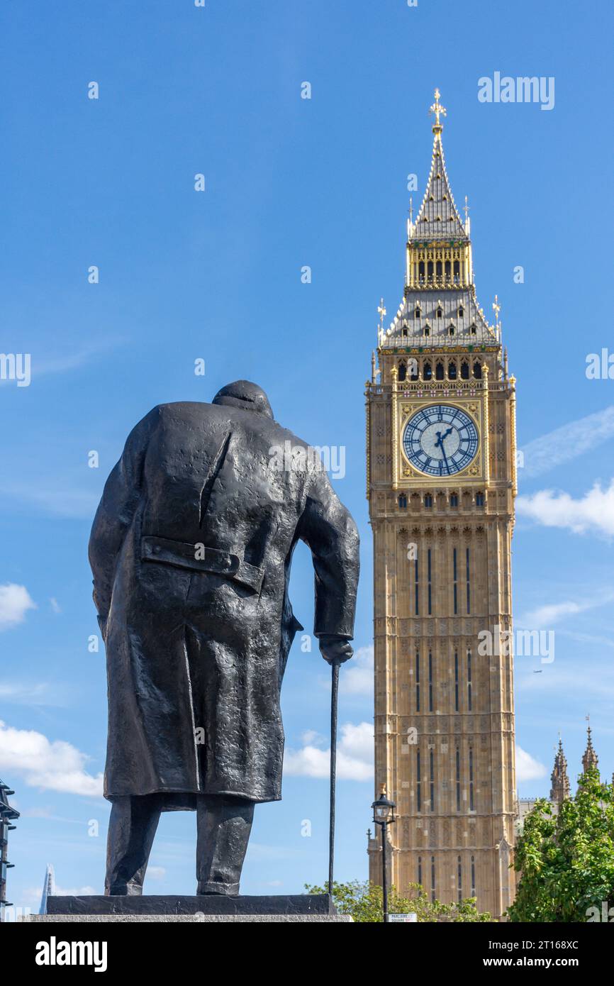 Statue de Winston Churchill et Big Ben sur Parliament Square, Cité de Westminster, Grand Londres, Angleterre, Royaume-Uni Banque D'Images