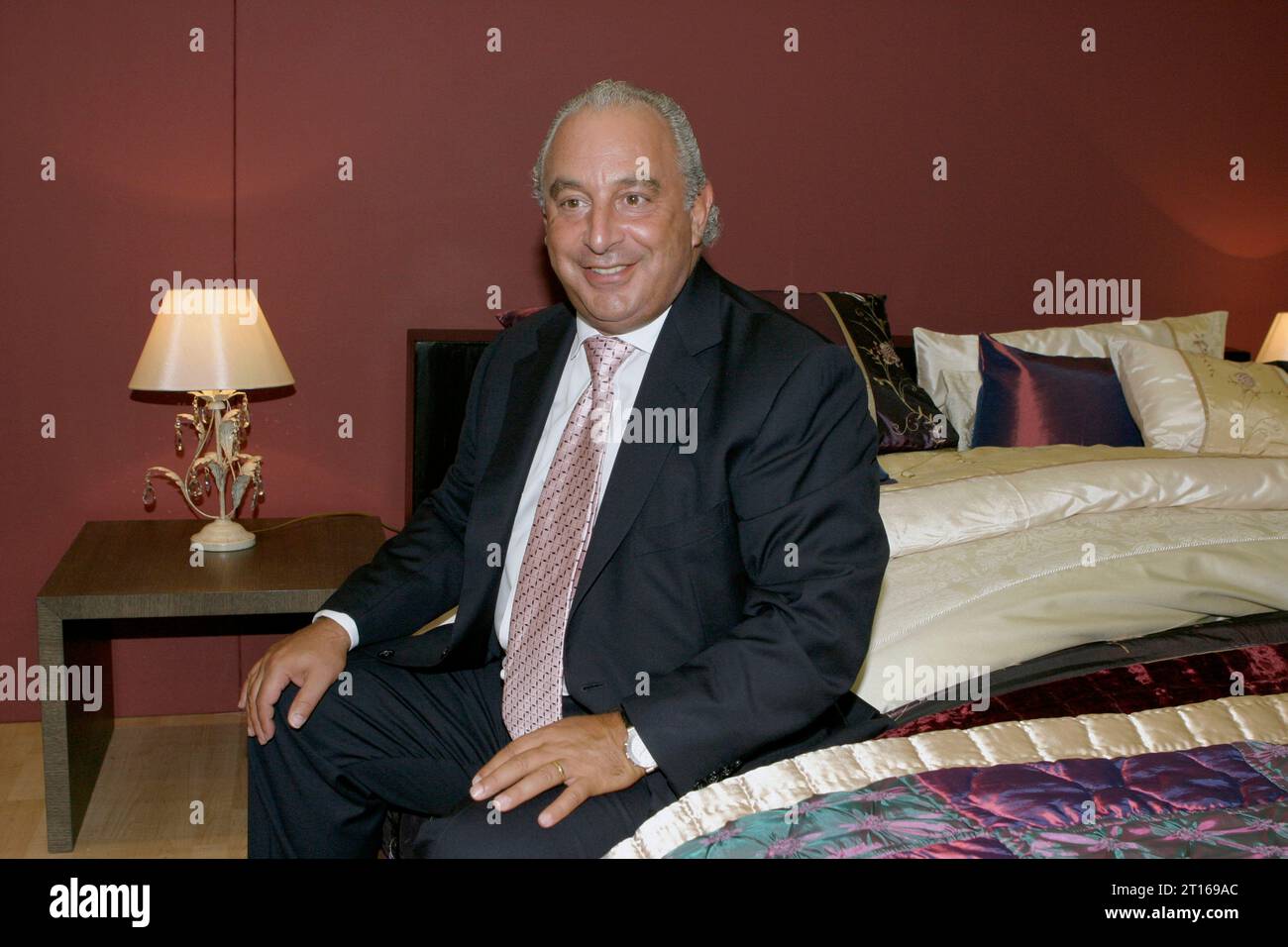 Homme d'affaires britannique Sir Philip Green photographié au magasin Debenhams à Londres, Royaume-Uni en 2004 Banque D'Images