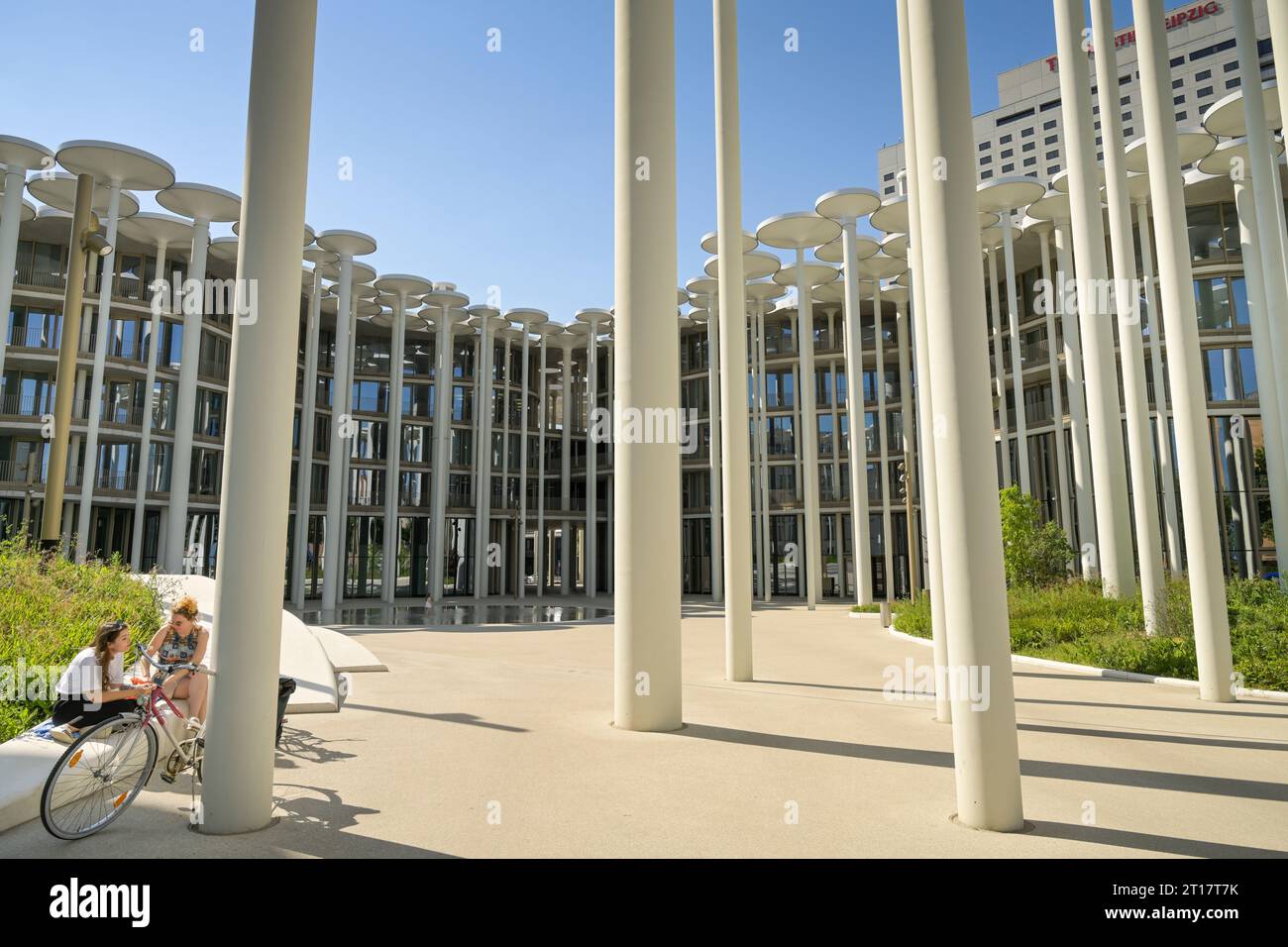 Säulengarten Canopies, Sächsische Aufbaubank und Förderbank SAB, Gerberstraße , Leipzig, Sachsen, Deutschland Banque D'Images