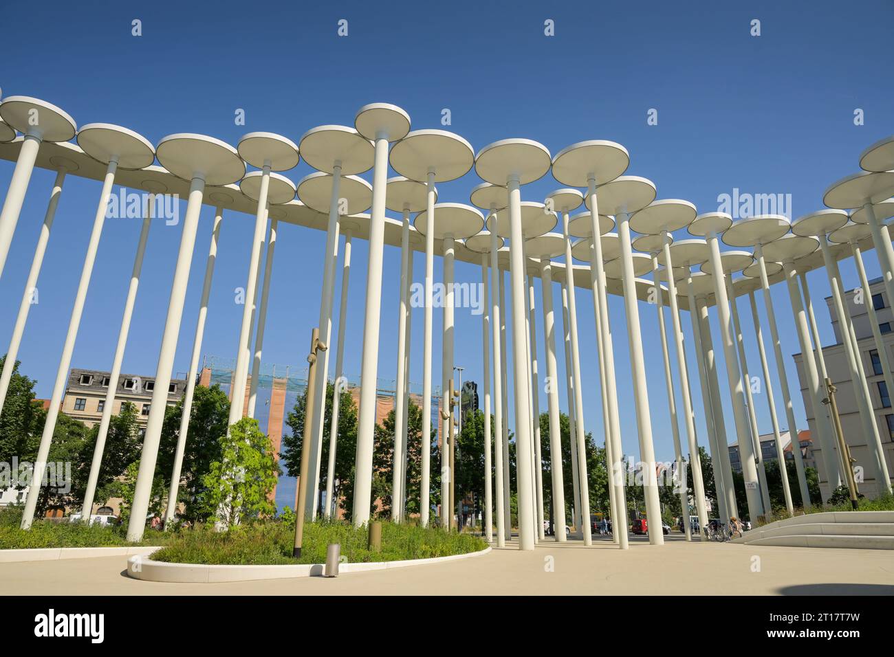 Säulengarten Canopies, Sächsische Aufbaubank und Förderbank SAB, Gerberstraße , Leipzig, Sachsen, Deutschland Banque D'Images