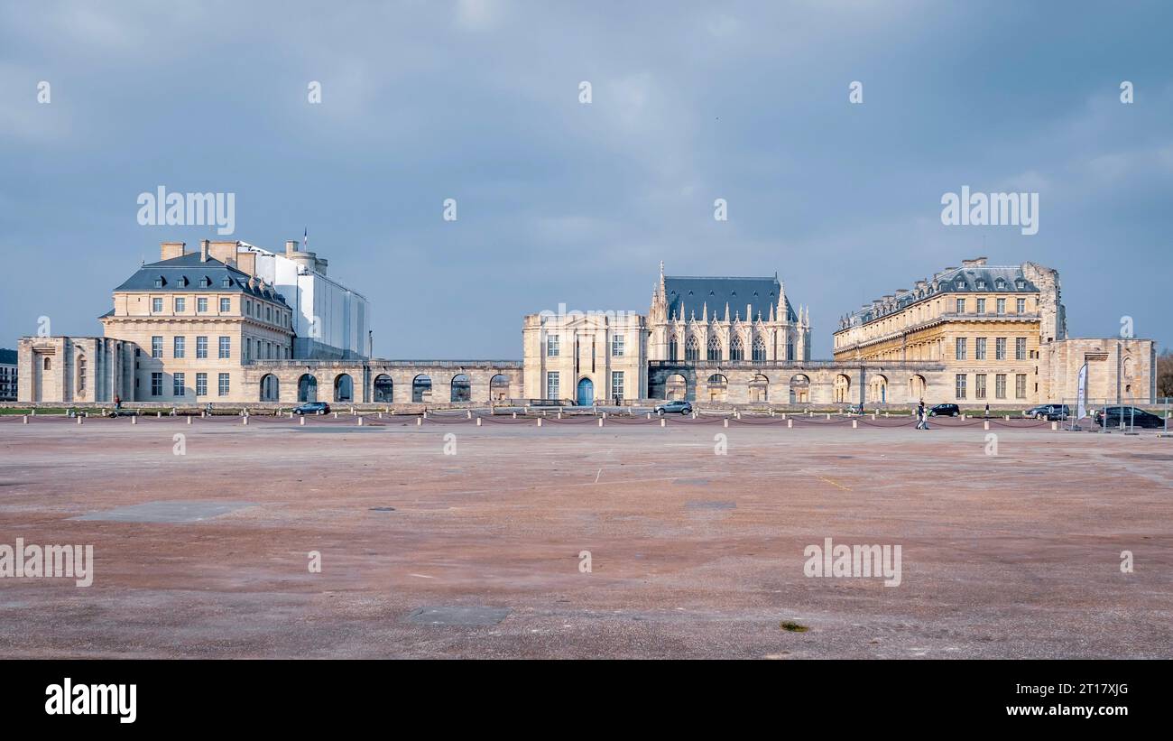 Une vue sur le Château de Vincennes, un château impressionnant situé dans la ville de Vincennes, France. Banque D'Images