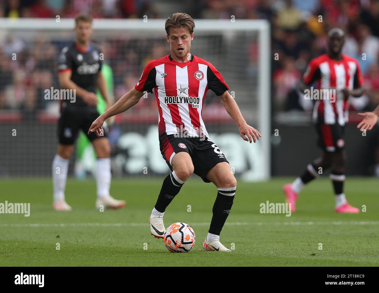 Mathias Jensen de Brentford. - Brentford v Crystal Palace, Premier League, GTECH Community Stadium, Londres, Royaume-Uni - 26 août 2023.. Usage éditorial uniquement - des restrictions DataCo s'appliquent Banque D'Images