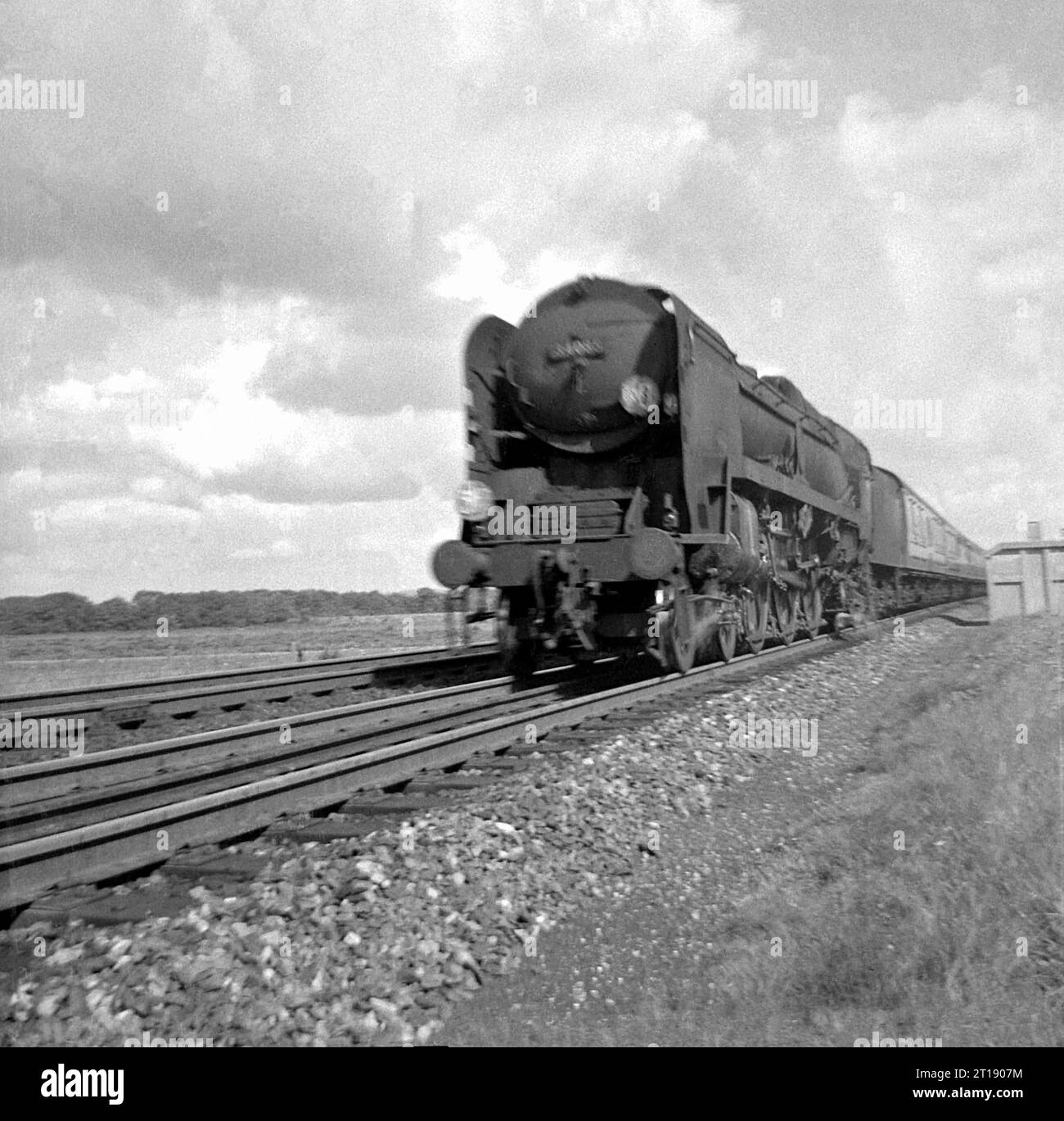 Brockenhurst dans la New Forest England, un jour d'été montrant les moteurs du Southern Railway travaillant entre Londres Waterloo et Weymouth, en 1965-66 Banque D'Images