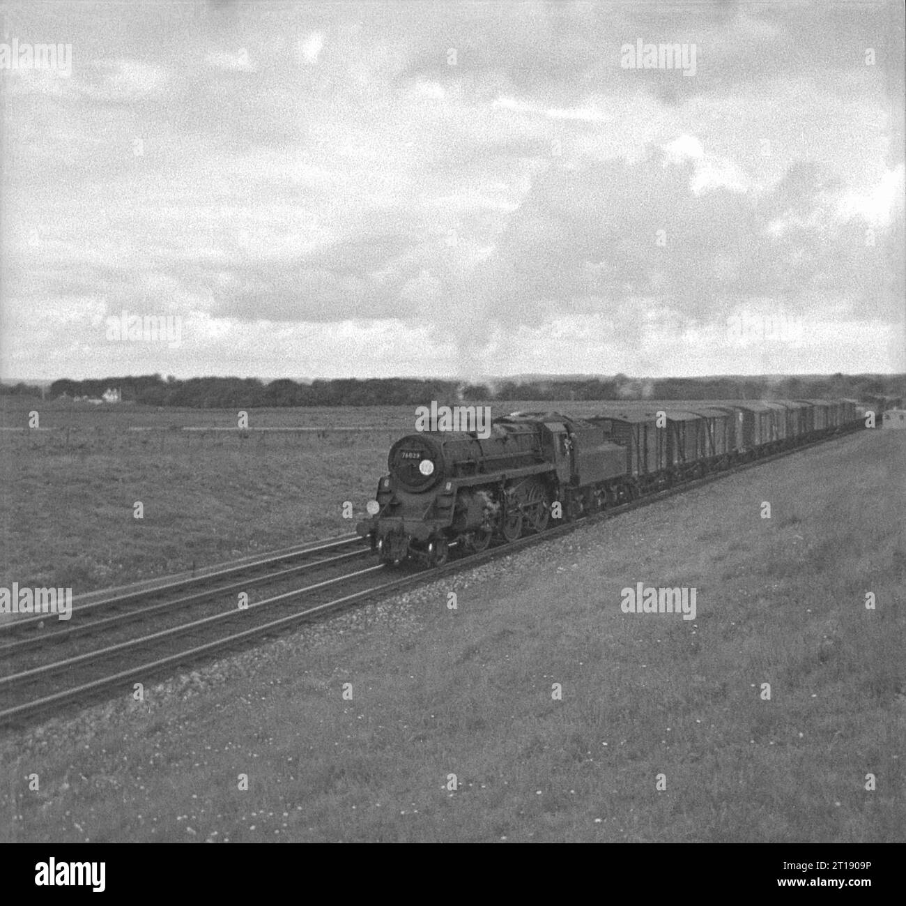 Brockenhurst dans la New Forest England, un jour d'été montrant les moteurs du Southern Railway travaillant entre Londres Waterloo et Weymouth, en 1965-66 Banque D'Images