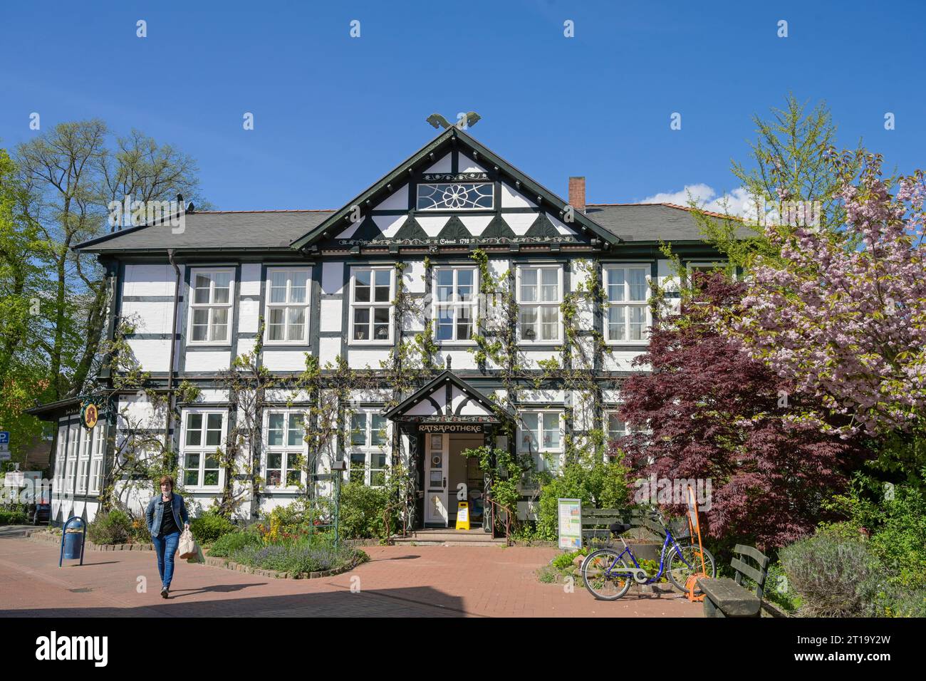 Fachwerkhaus, Ratsapotheke, Bad Bevensen, Niedersachsen, Allemagne Banque D'Images