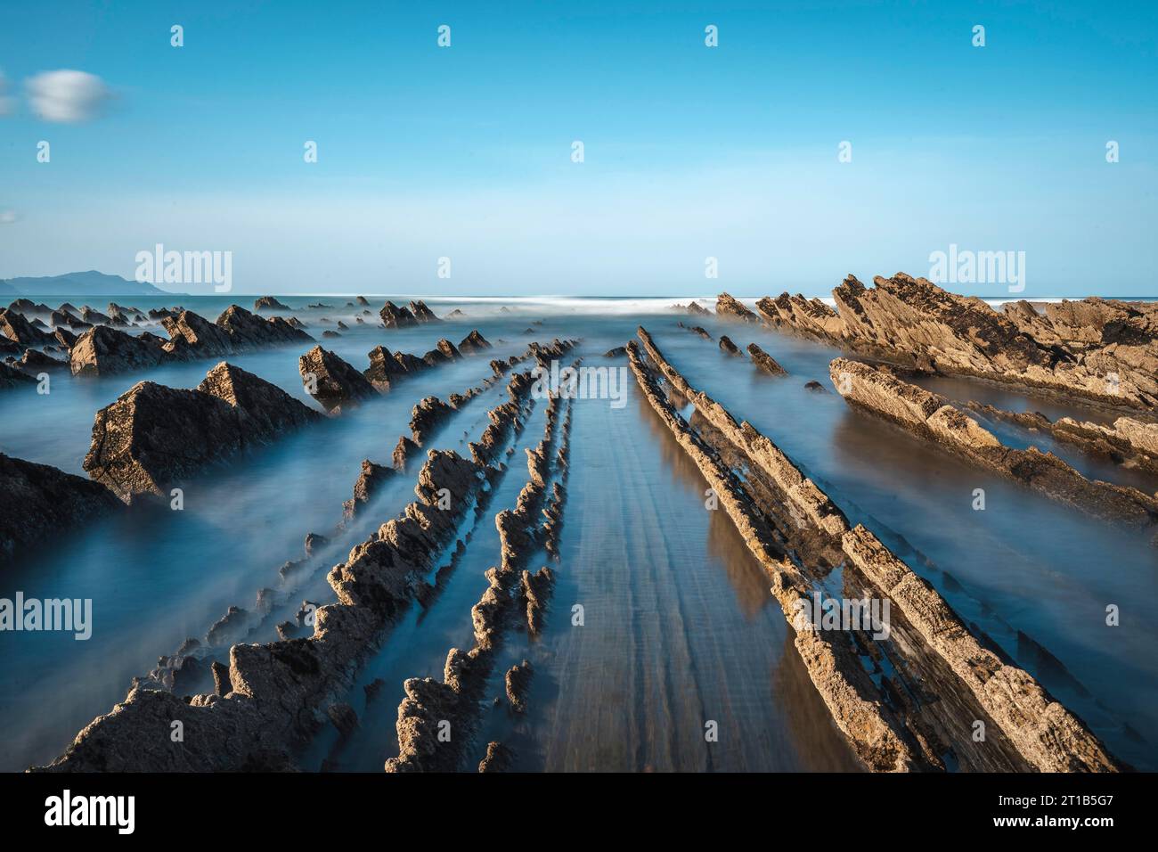 Impressionnant Géoparc à Sakoneta sur la côte de Deba. Pays Basque Banque D'Images