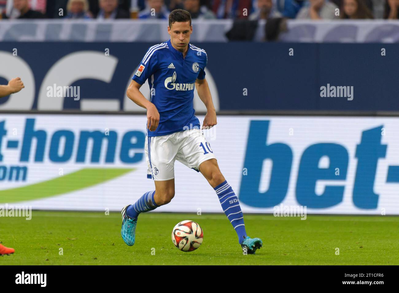 Julian Draxler (10 - FC Schalke 04) Aktion FC Schalke 04 - FC Bayern Muenchen 1:1 Fussball Bundesliga saison 2014/2015 à Gelsenkirchen, Deutschland Am 30.08.2014 Banque D'Images