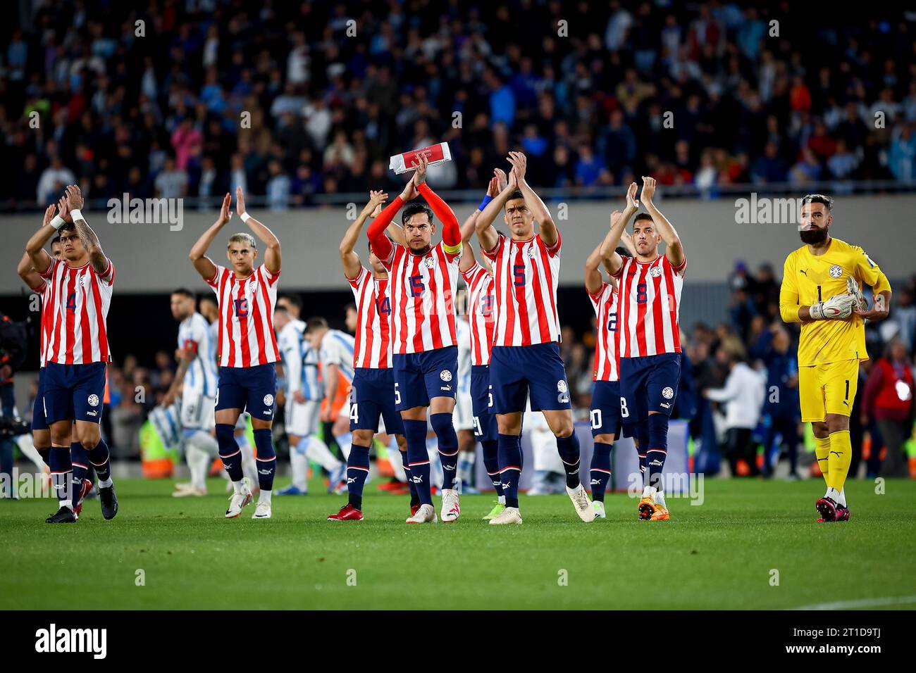 Buenos Aires, Argentine. 12 octobre 2023. Équipe du Paraguay vu lors du match entre l'Argentine et le Paraguay dans le cadre de la coupe du monde de la FIFA 2026 qualification à l'Estadio Monumental Antonio Vespucio Liberti. Score final ; Argentine 1 - 0 Paraguay crédit : SOPA Images Limited/Alamy Live News Banque D'Images