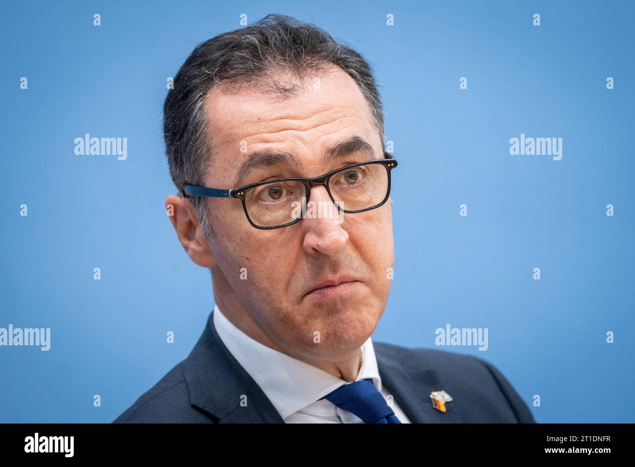 Bundespressekonferenz in Berlin Vorstellung Ernährungsreport 2023