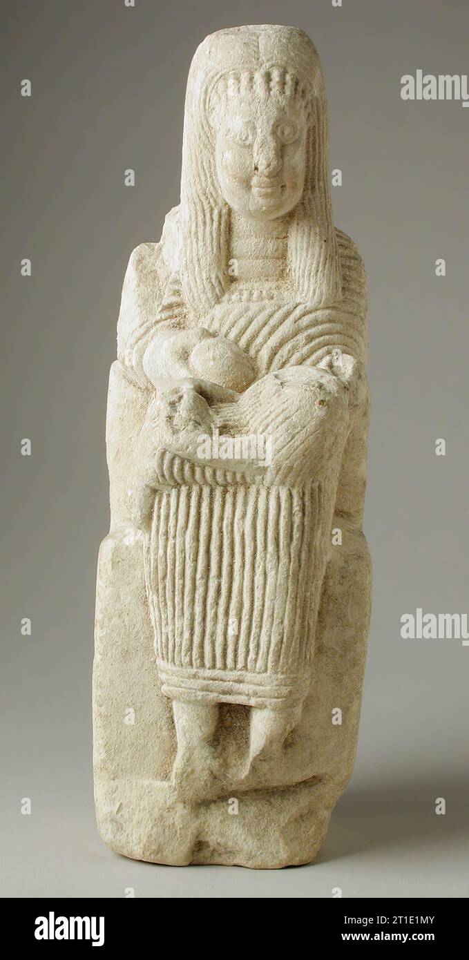 Sculpture d'une mère et d'un enfant (image 1 de 2), période romaine tardive-période copte précoce (200-400 EC) ou moderne. Banque D'Images