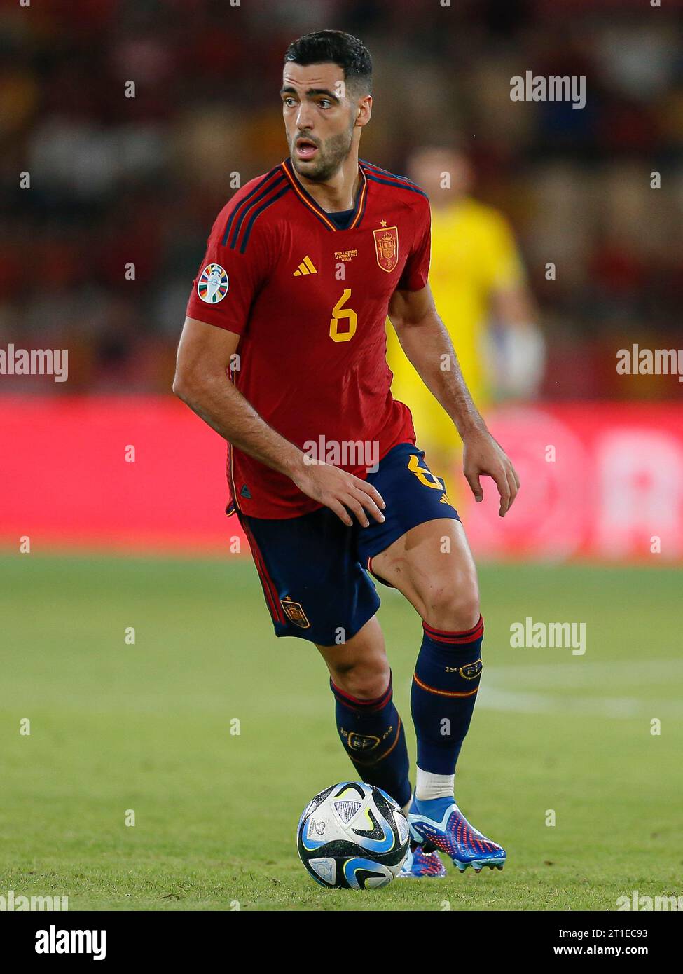 Mikel Merino d'Espagne lors du match de qualification de l'UEFA Euro 2024 entre l'Espagne et l'Écosse, le groupe A, date 7, a joué au Stade Olympique de la Cartuja le 12 octobre 2023 à Séville, Espagne. (Photo Antonio Pozo/pressinphoto/Sipa USA)PHOTO) crédit : SIPA US/Alamy Live News Banque D'Images