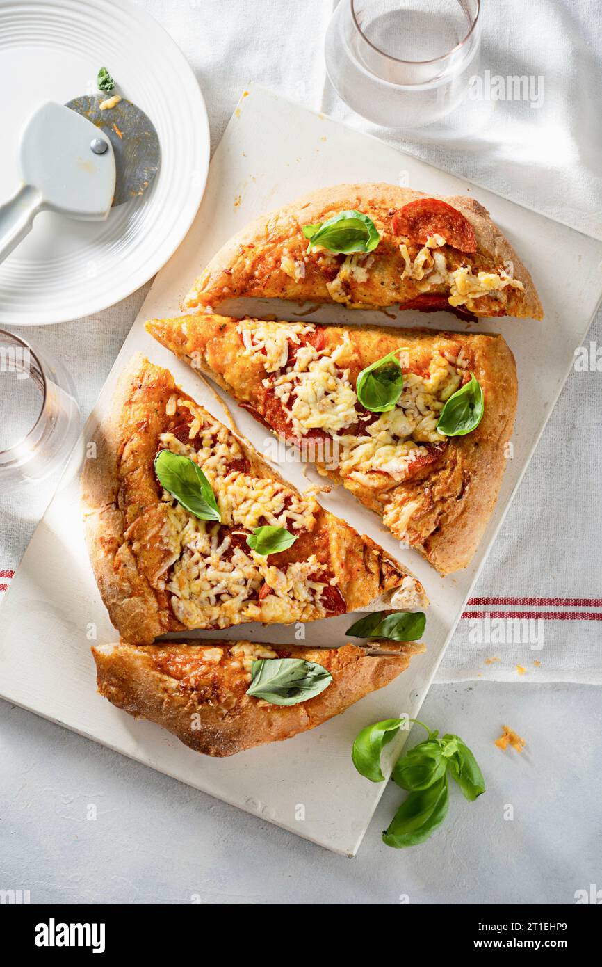 Pizza au fromage au levain maison Banque D'Images