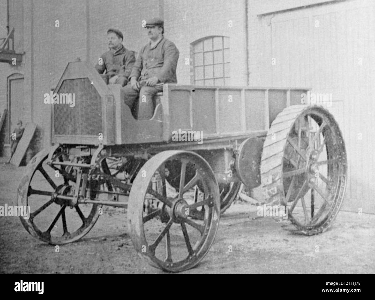 L'armée britannique les tracteurs avant la Première Guerre mondiale, Cette photo montre un balai et Wade tracteur sans auvent. Le War Office a tenu un concours pour des tracteurs en 1909. Sur les onze entrants, trois seulement ont atteint le dépôt à Aldershot à temps. Banque D'Images