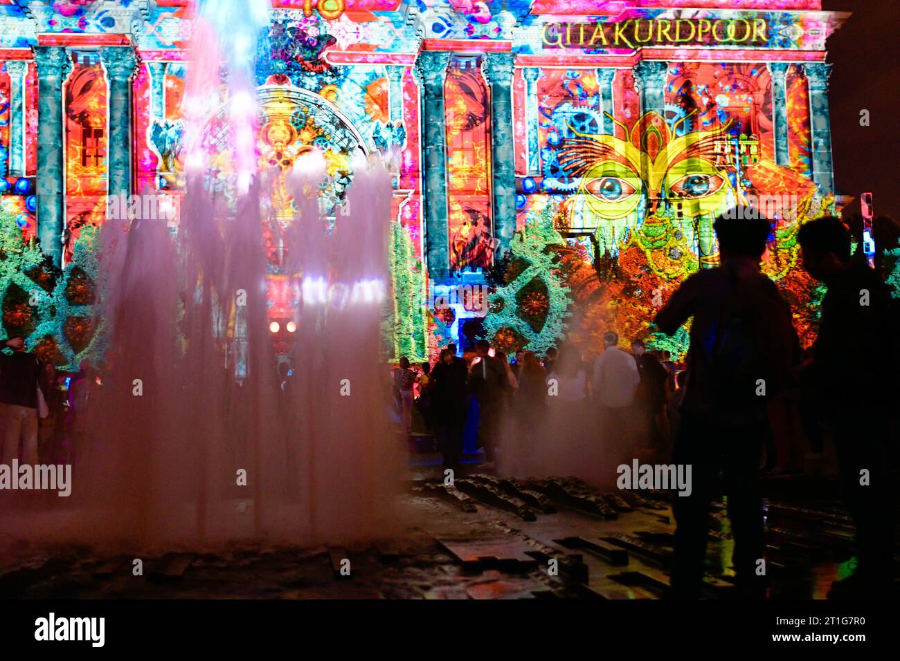 Festival des Lumières 2023 Blick am 13. Oktober 2023 auf den beleuchteten Berliner Dom am Lustgarten während des Festival des Lumières à Berlin. Berlin Berlin Deutschland _JK10647 *** Festival des Lumières 2023 vue le 13 octobre 2023 de la cathédrale de Berlin illuminée au Lustgarten pendant le Festival des Lumières à Berlin Berlin Allemagne JK10647 crédit : Imago/Alamy Live News Banque D'Images