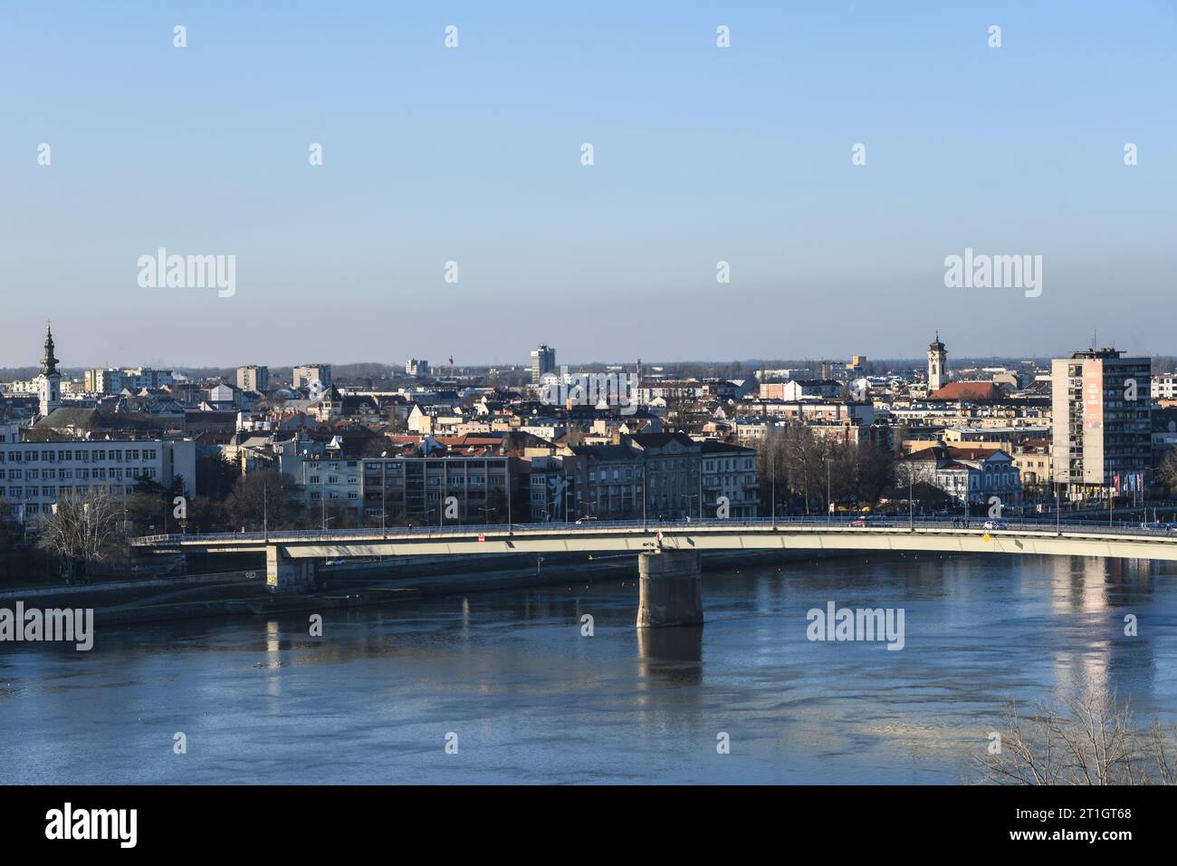 Novi Sad: Pont de Varadin. Serbie Banque D'Images