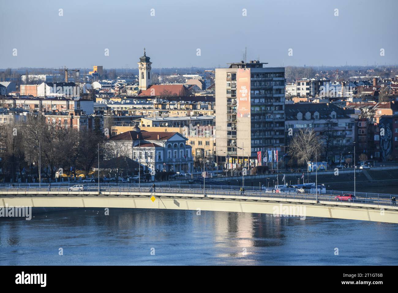 Novi Sad: Pont de Varadin. Serbie Banque D'Images