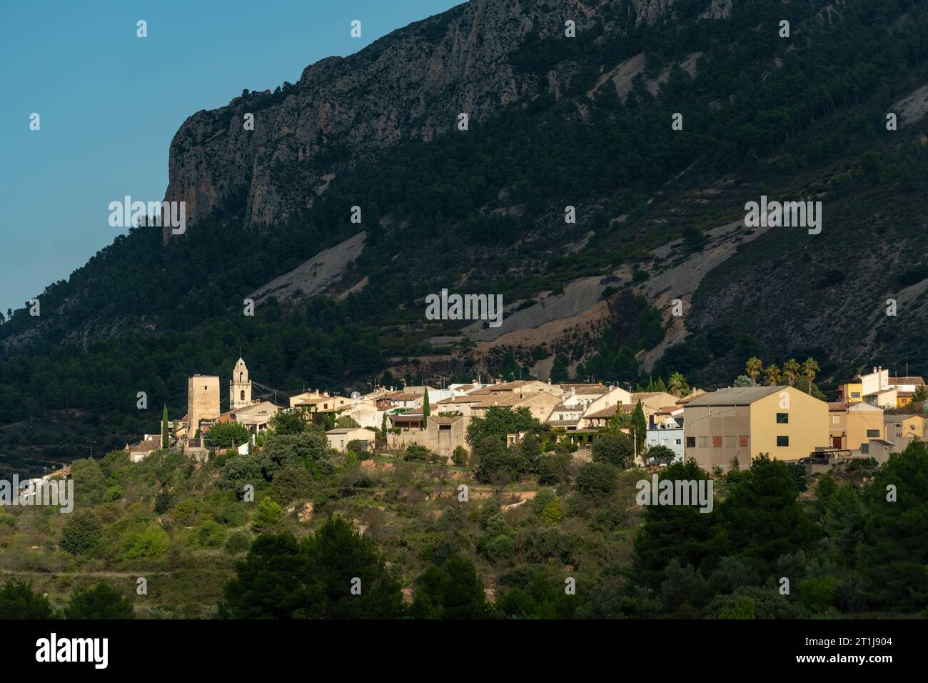 Paysage urbain de la vieille ville de Almudaina, Costa Blanca, Alicante, Espagne - stock photo Banque D'Images
