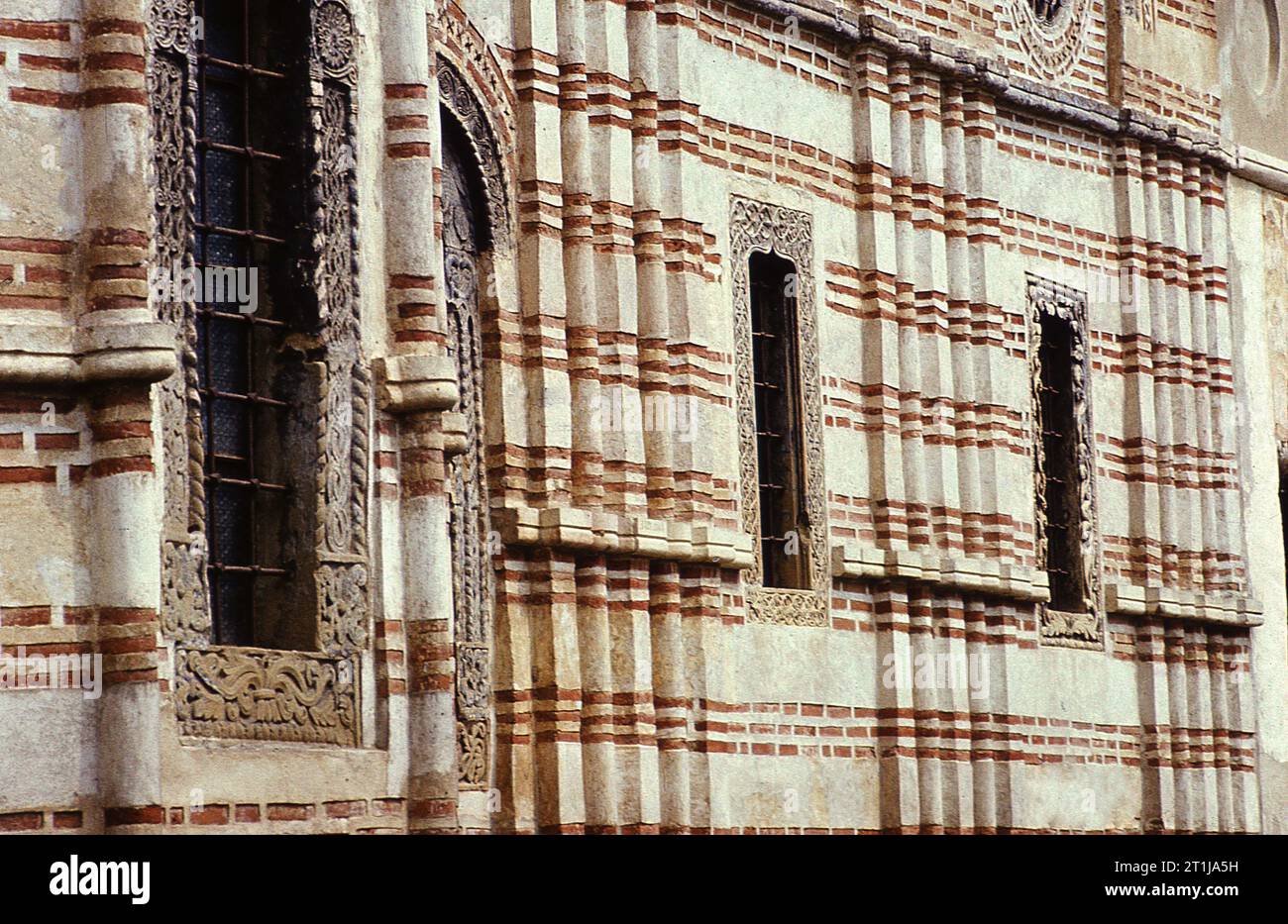 Tutana, comté d'Arges, Roumanie, 2000. Vue extérieure de St. Église Athanase au monastère de Tutana, monument historique du 15e siècle. Banque D'Images