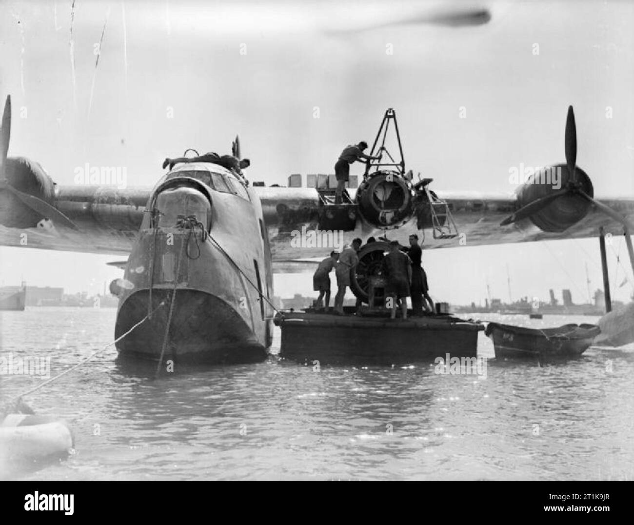 Moteur inboard Banque d'images noir et blanc - Alamy