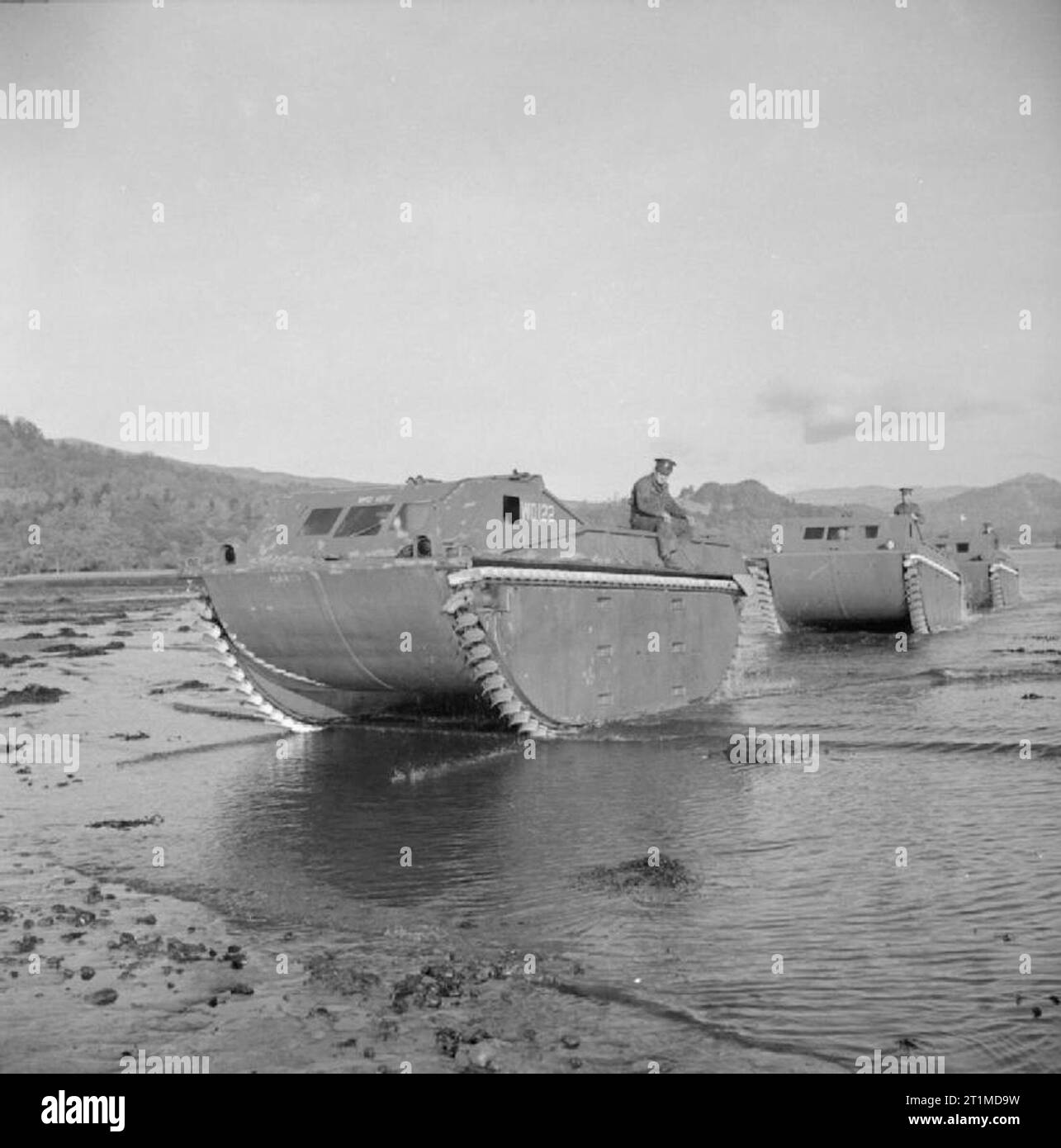 L'Armée britannique au Royaume-Uni 1939-45-américain construit sur les transporteurs amphibies Alligator essais cliniques à Inverary en Écosse, le 20 novembre 1942. Banque D'Images