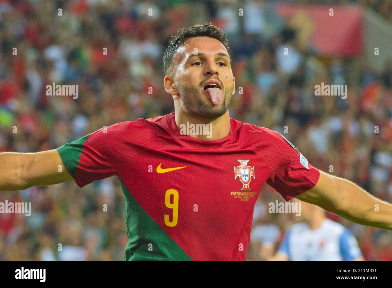 Porto, Portugal. 13 octobre 2023. Gonçalo Ramos célèbre son but lors de l'UEFA Euro 2024, qualifications européennes, Groupe J, match de football entre le Portugal et la Slovaquie le 13 octobre 2023 à l'Estadio do Dragao à Porto, Portugal - photo Jose Salgueiro/SIPA USA crédit : SIPA US/Alamy Live News Banque D'Images