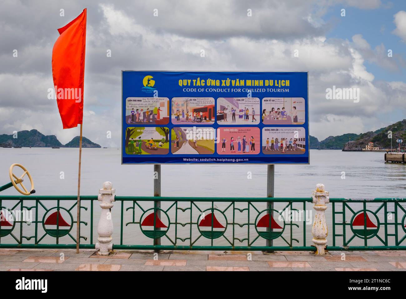 Cat Ba, Vietnam. Code de conduite pour le tourisme civilisé. Bonnes manières, bon comportement. Banque D'Images