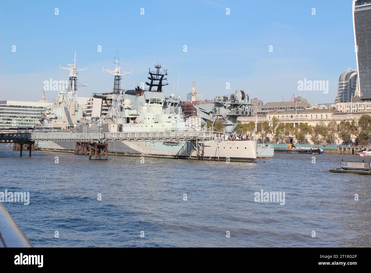 HMS Belfast, musée des navires de guerre amarré sur la Tamise Londres Banque D'Images