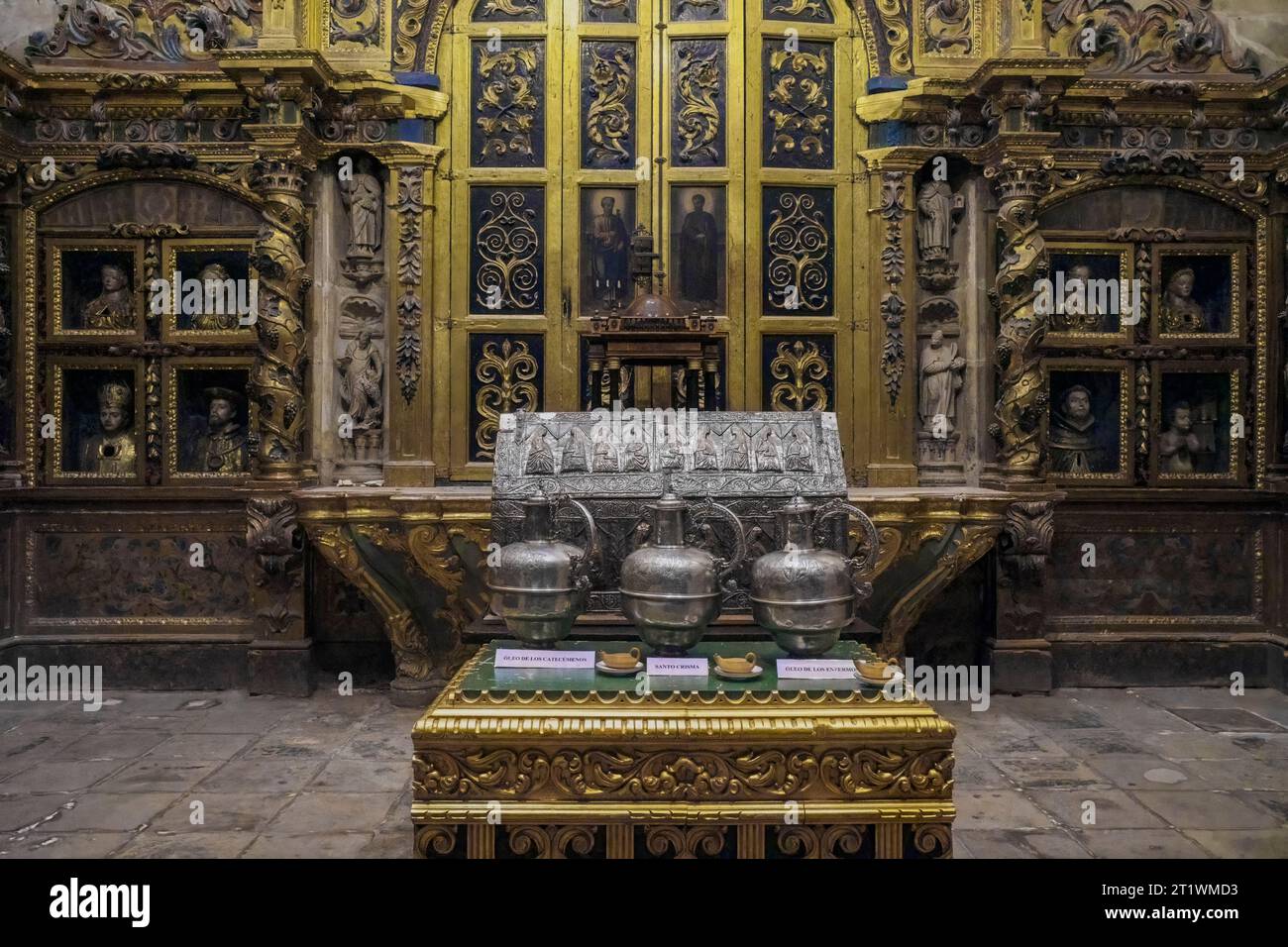 cathédrale de Santa María, ville de Sigüenza, province de Guadalajara, communauté autonome Castilla la Mancha, Espagne. Banque D'Images