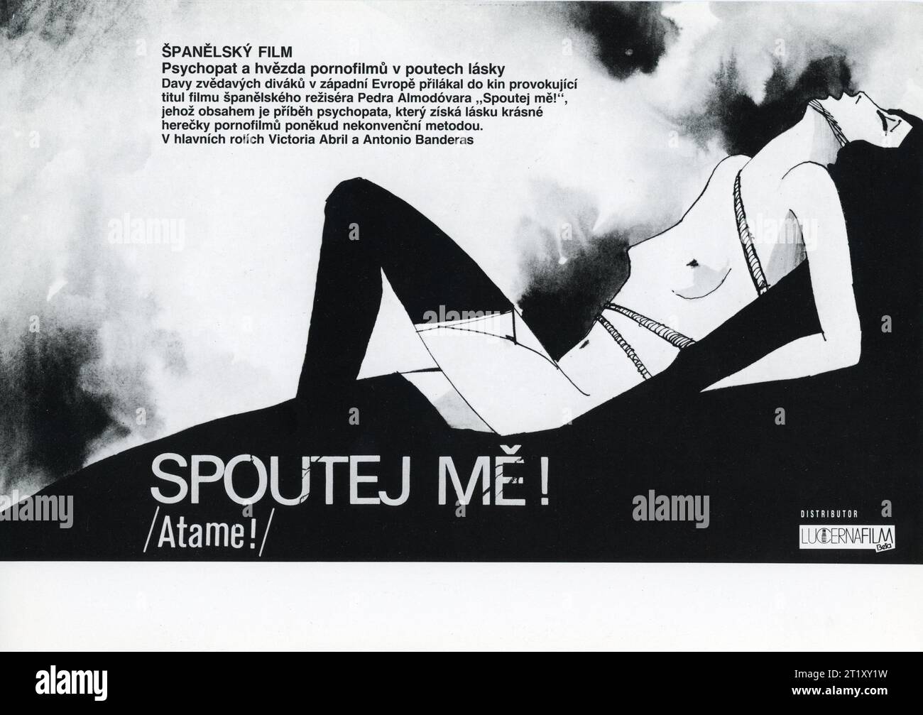 Mini affiche tchèque pour VICTORIA ABRIL et ANTONIO BANDERAS dans TIE ME UP ! ATTACHE-MOI ! / ATAME ! 1989 réalisateur / scénariste PEDRO ALMODOVAR El Deseo / Lauren film Banque D'Images