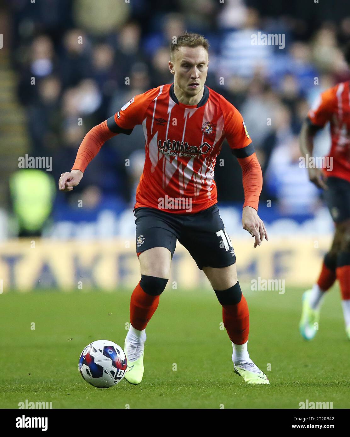 Cauley Woodrow de Luton Town. - Reading v Luton Town, Sky Bet Championship, Madejski Stadium, Londres, Royaume-Uni - 19 avril 2023. Usage éditorial uniquement - des restrictions DataCo s'appliquent Banque D'Images