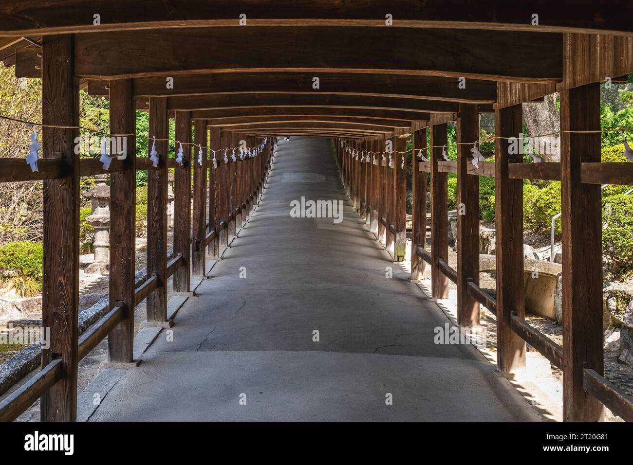 Cloître de Kibitsu Jinja, un sanctuaire shinto à Kibitsu, Okayama, Japon. Banque D'Images