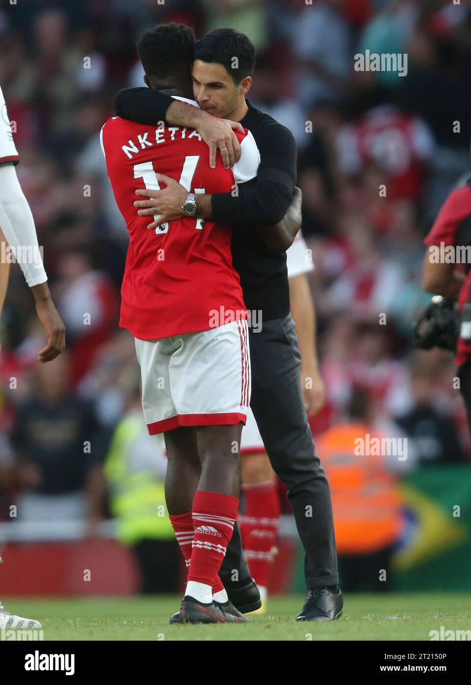 Mikel Arteta Manager d'Arsenal félicite Eddie Nketiah d'Arsenal. - Arsenal v Fulham, Premier League, Emirates Stadium, Londres, Royaume-Uni - 27 août 2022 usage éditorial uniquement - des restrictions DataCo s'appliquent Banque D'Images