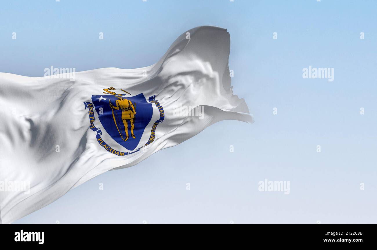 Drapeau de l'État du Massachusetts agitant dans le vent avec le drapeau national américain par temps clair. rendu d'illustration 3d. Tissu ondulé Banque D'Images