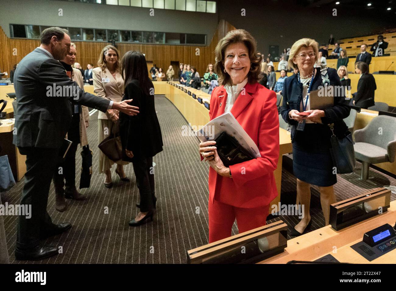 New York 20231016L’ONG Silvia participe à une réunion avec l’envoyé spécial des Nations Unies sur la violence à l’encontre des enfants (RSSG VAC) et Childhood USA au United Nati Banque D'Images