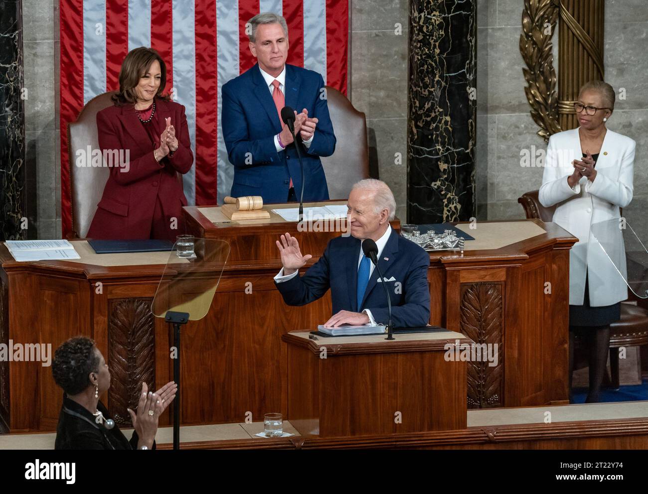 Le président Joe Biden prononce son discours sur l'état de l'Union, le mardi 7 février 2023, à la Chambre des communes du Capitole des États-Unis à Washington, D.C. Banque D'Images