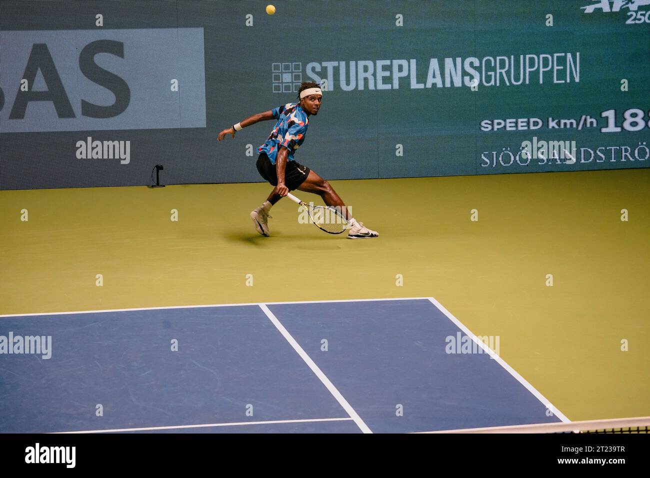 Stockholm, Suède. 16 octobre 2023. Stockholm, Kungliga tennishallen, Elias Ymer contre Roberto Bautista Agut. Elias Ymer crédit : Daniel Bengtsson/Alamy Live News Banque D'Images