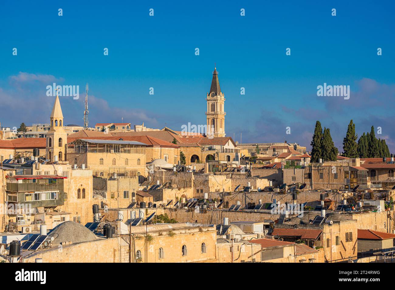 Vue sur le quartier chrétien avec le monastère de Saint Sauveur dans la vieille ville de Jérusalem Banque D'Images