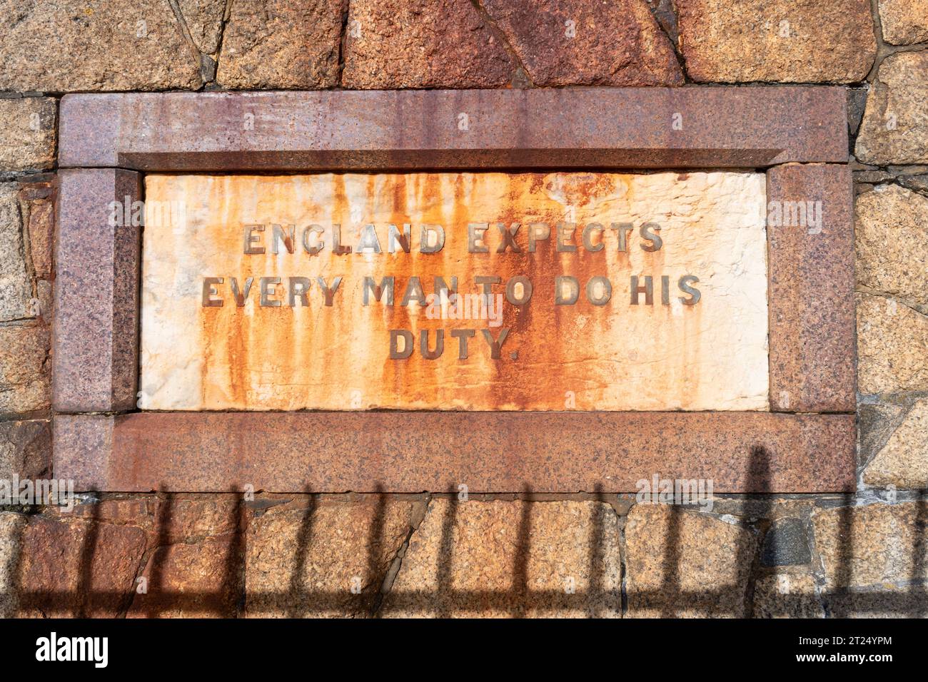 Mémorial de la bataille de Trafalgar, Angleterre attend de chaque homme qu'il fasse son devoir, Southsea, Portsmouth, Angleterre, Royaume-Uni Banque D'Images