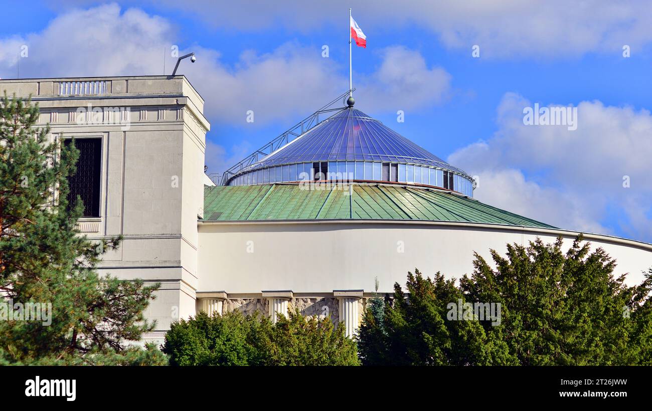 Varsovie, Pologne. 17 octobre 2023. Sejm cette chambre basse du Parlement polonais. Sejm législatif, lieu des réunions des députés polonais votant des lois. Banque D'Images