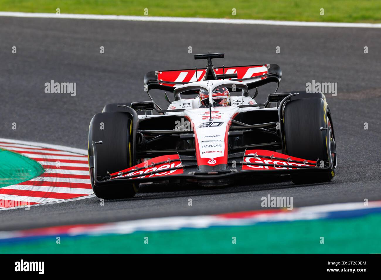 Circuit du Grand Prix de Suzuka, 18 octobre 2023 : Kevin Magnussen (DEN) de l'écurie Haas F1 lors du Grand Prix de Formule 1 du Japon 2023. Banque D'Images