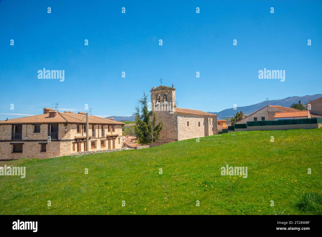 Vue d'ensemble. Cerezo de Abajo, province de Segovia, Castilla Leon, Espagne. Banque D'Images