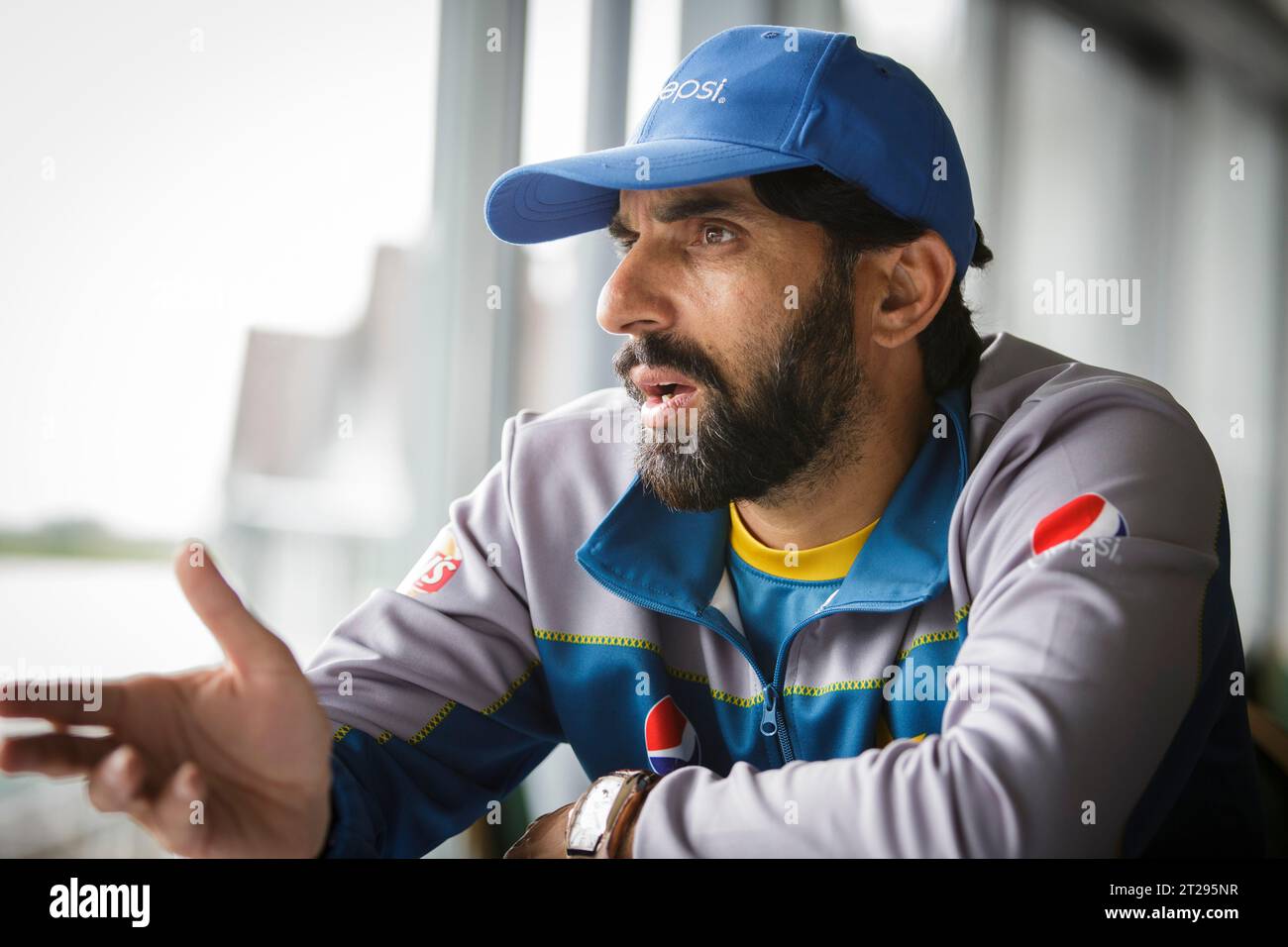 Le capitaine de cricket pakistanais Misbah-ul-Haq, photographié au Worcestershire Cricket Club. Banque D'Images