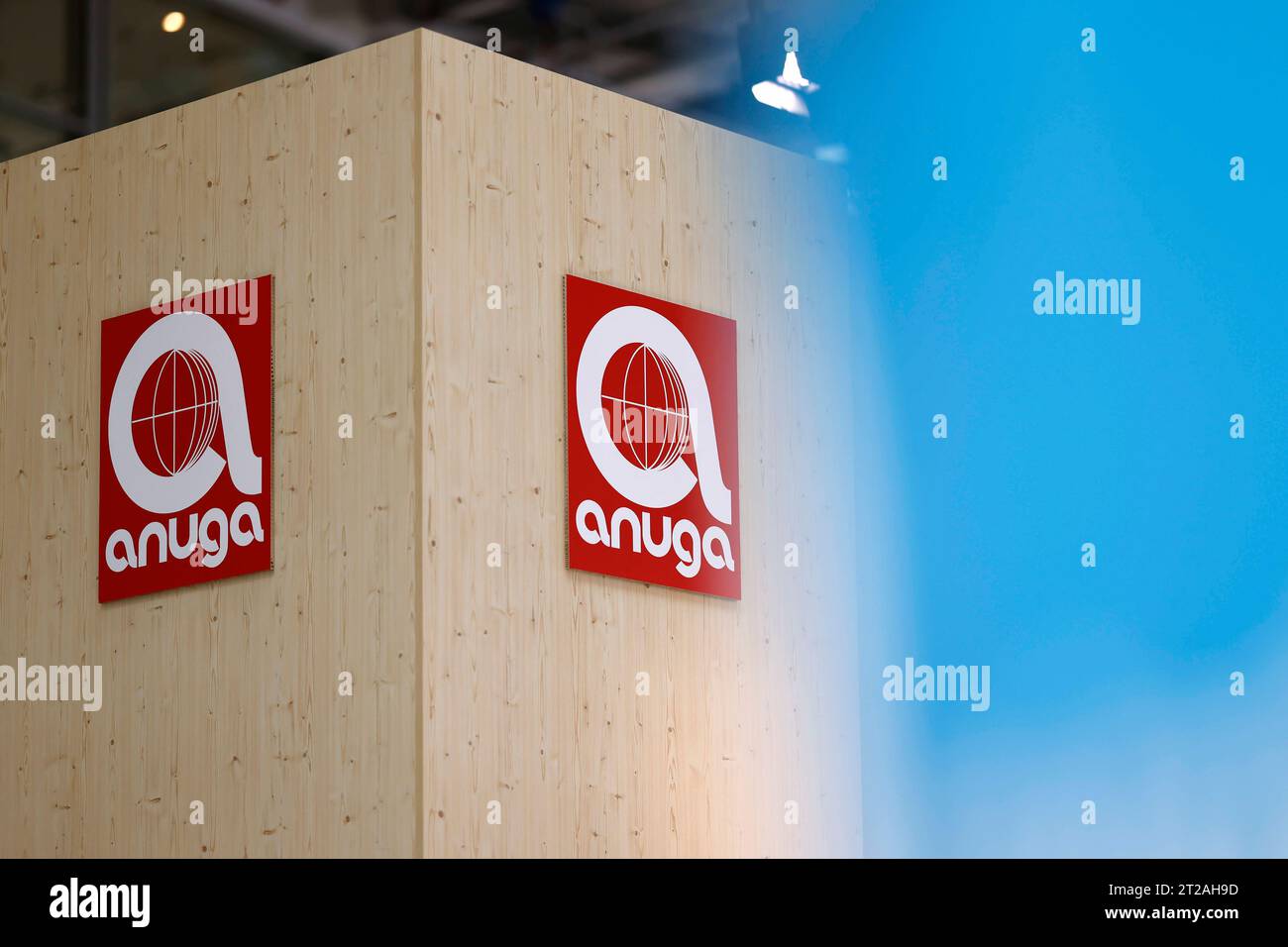 DAS Anuga-logo auf der Lebensmittelmesse Anuga, der weltweit führenden Ernährungsmesse in der Koelnmesse. Themenbild, Symbolbild Köln, 10.10.2023 NRW Deutschland *** le logo Anuga à la foire alimentaire Anuga, la foire alimentaire leader au monde à Koelnmesse image thématique, image symbolique Cologne, 10 10 2023 NRW Allemagne. Droit d'auteur : xChristophxHardtx Banque D'Images