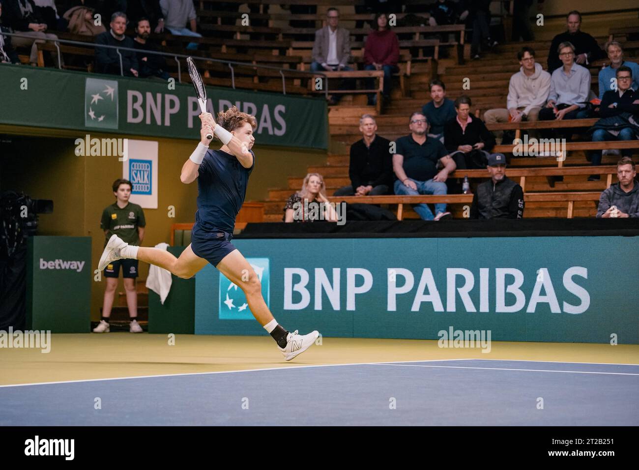 Stockholm, Kungliga tennishallen, JJ Wolf contre Laslo Djere JJ Wolf Banque D'Images