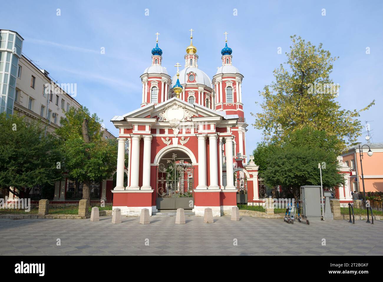 L'église de Clément du Pape à Zamoskvorechie un matin de septembre. Moscou Banque D'Images