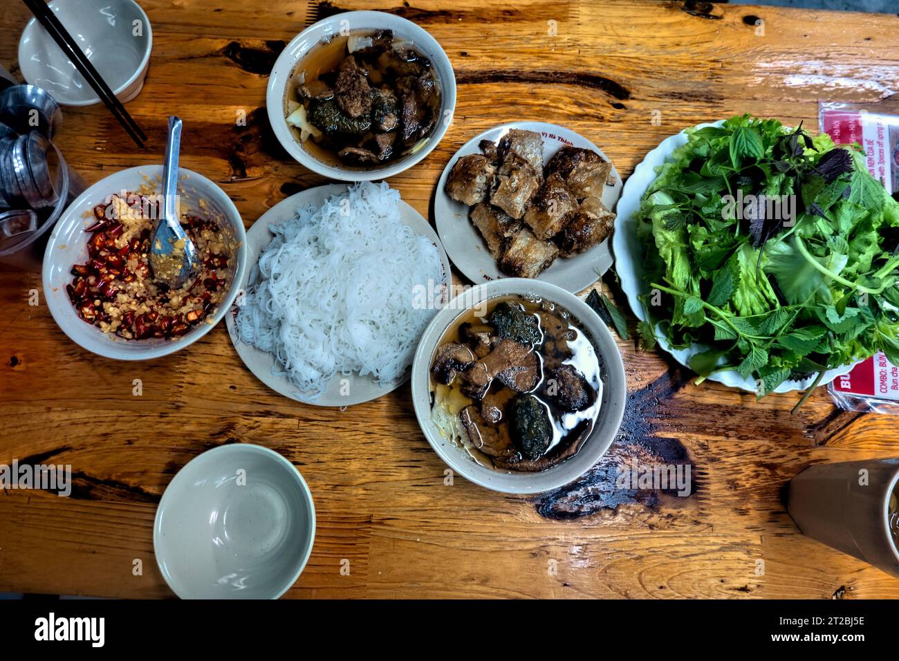 Bun cha au célèbre restaurant Bun Cha DAC Kim, Hanoi, Vietnam Banque D'Images
